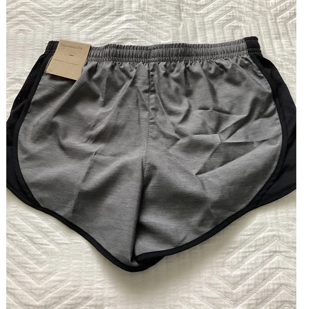 Nike Kids Running Shorts Gray Black Dri-FIT Standard Fit Size M NWT